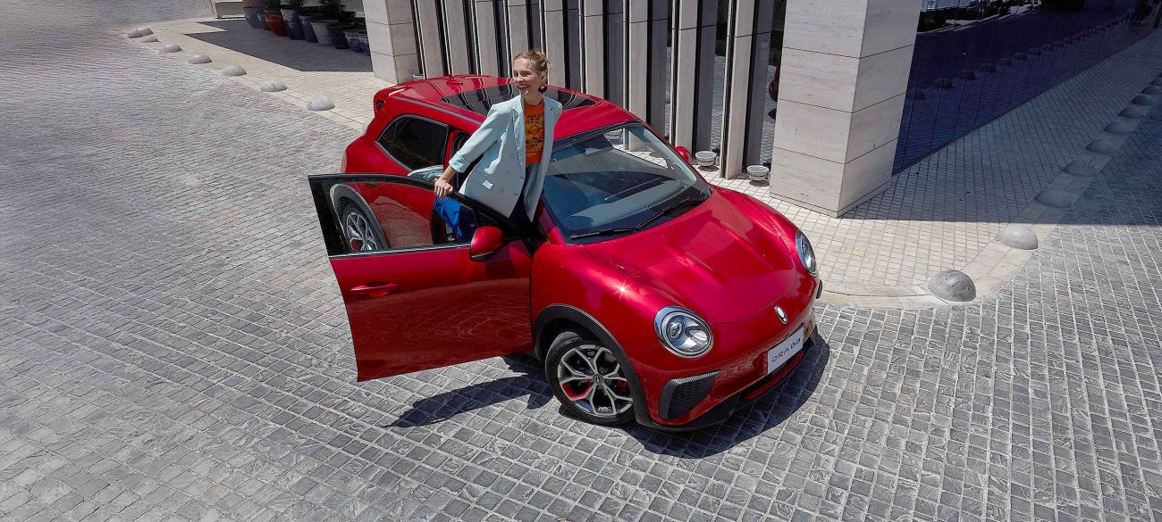 Ventajas de tener un auto eléctrico: el futuro de la movilidad ya llegó