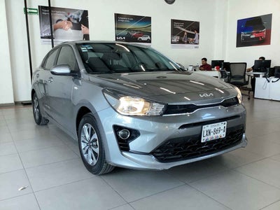 2023 Kia KIA RIO SEDAN 4p LX L4/1.6 Man