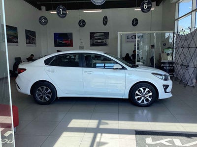2023 Kia KIA RIO SEDAN 4p LX L4/1.6 Man