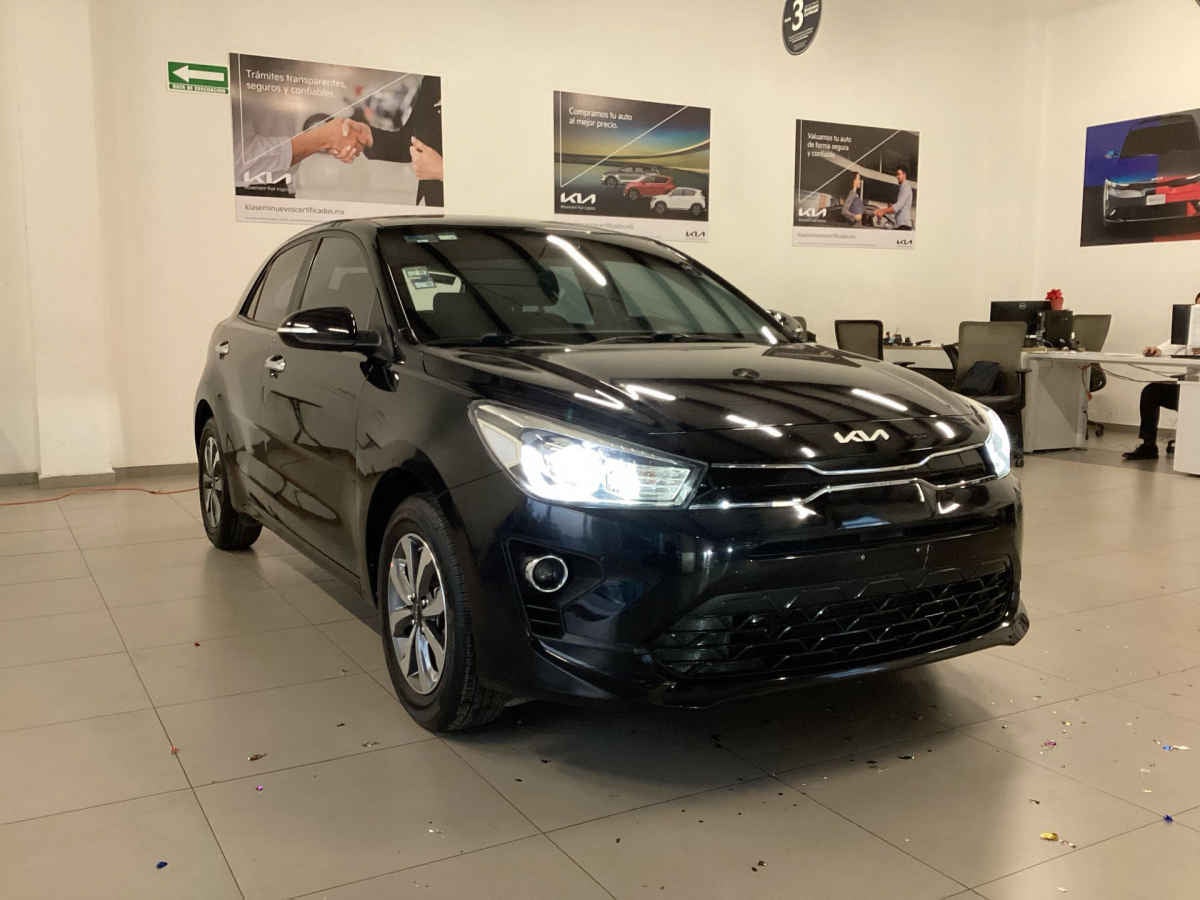 2023 Kia KIA RIO HB 5p EX L4/1.6 Aut