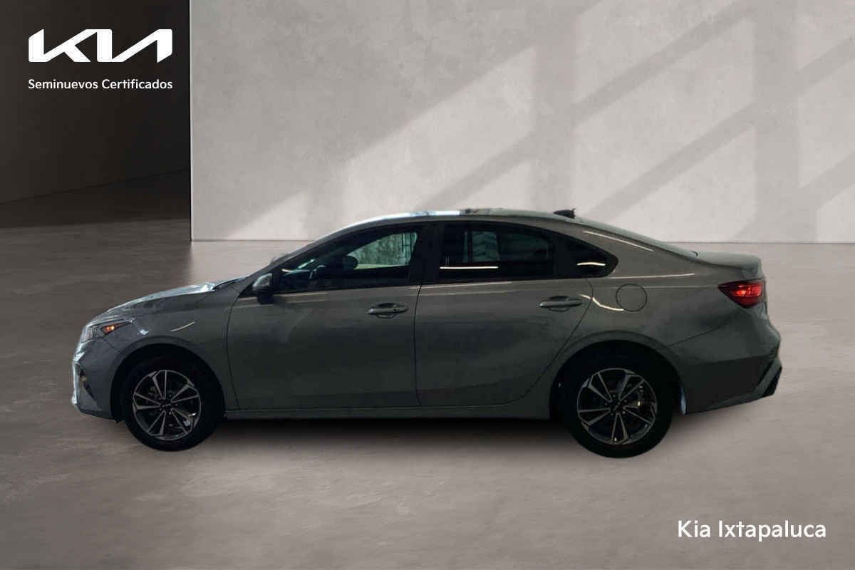 2024 Kia FORTE SEDAN 4p LX L4/2.0 Man