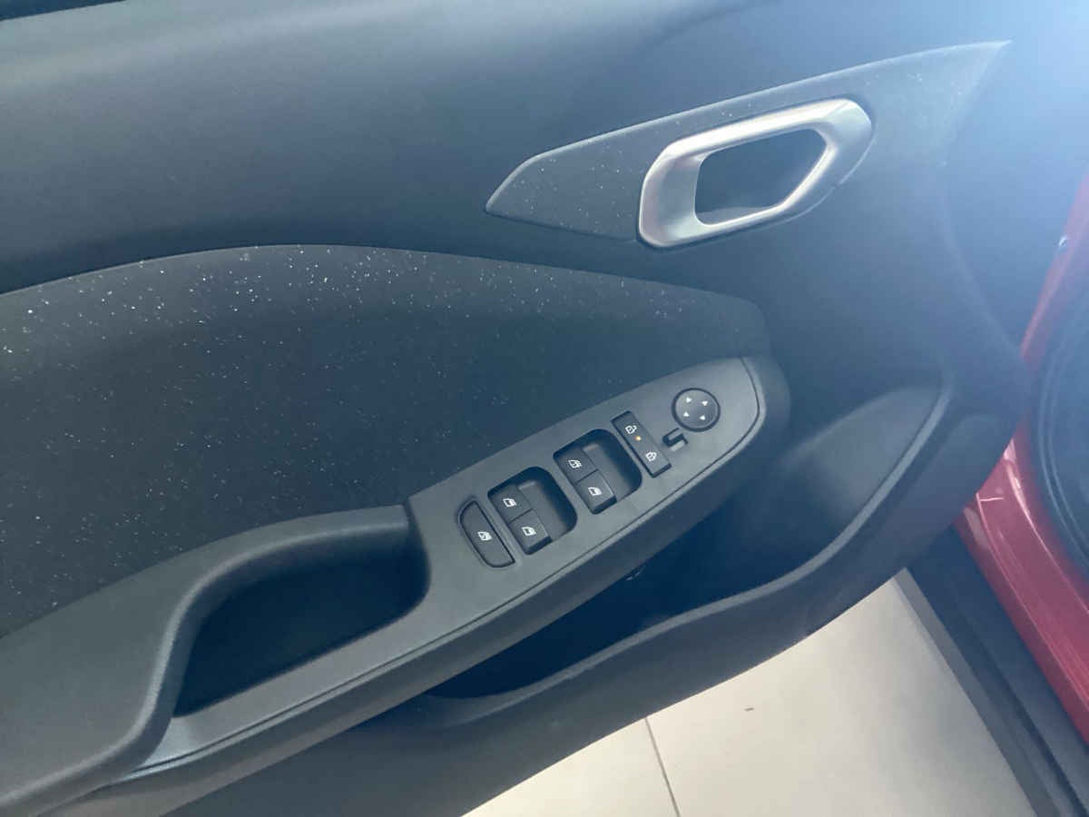 2024 Kia K3 4p LX L4/1.6 Man