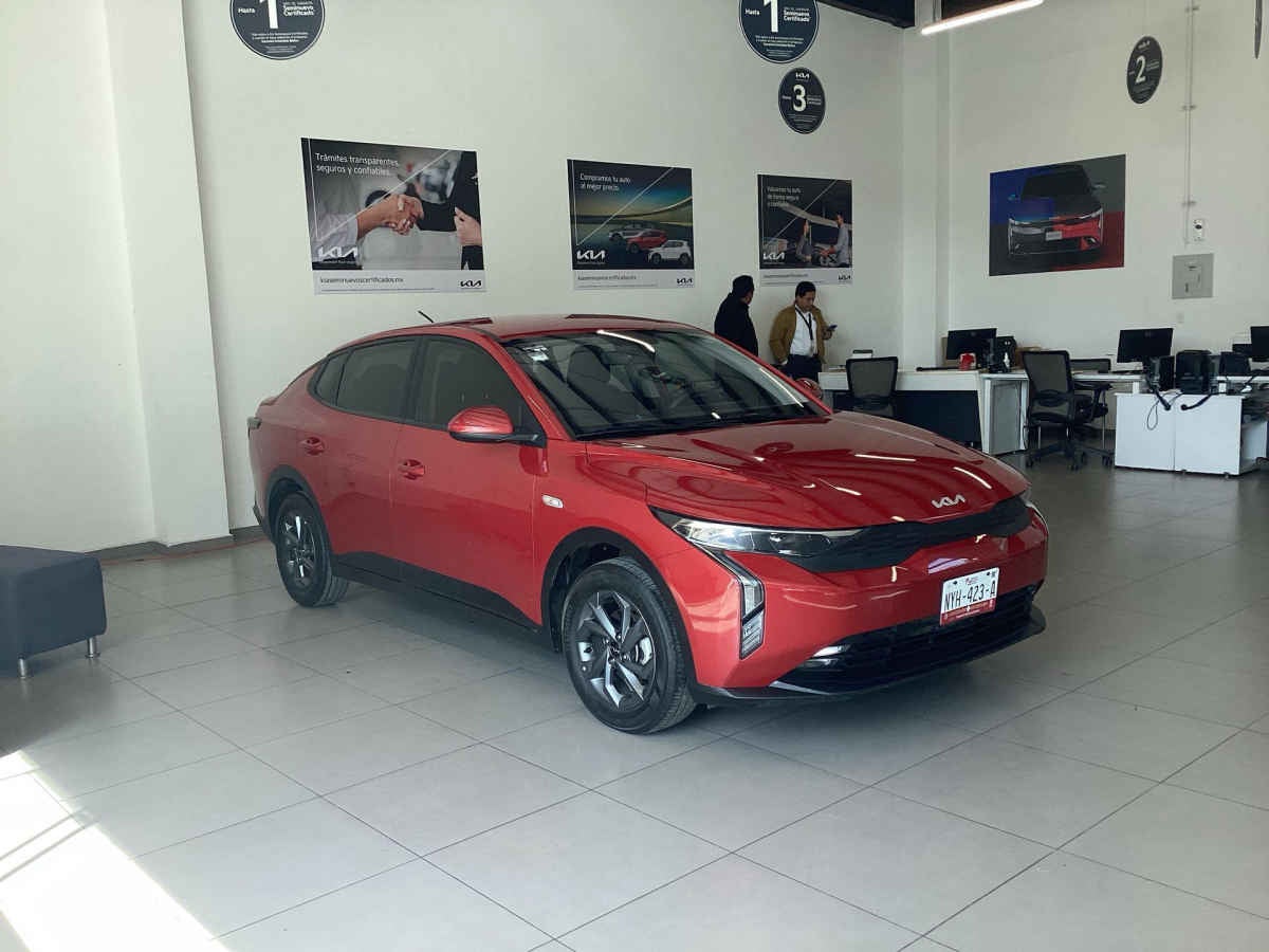 2024 Kia K3 4p LX L4/1.6 Man