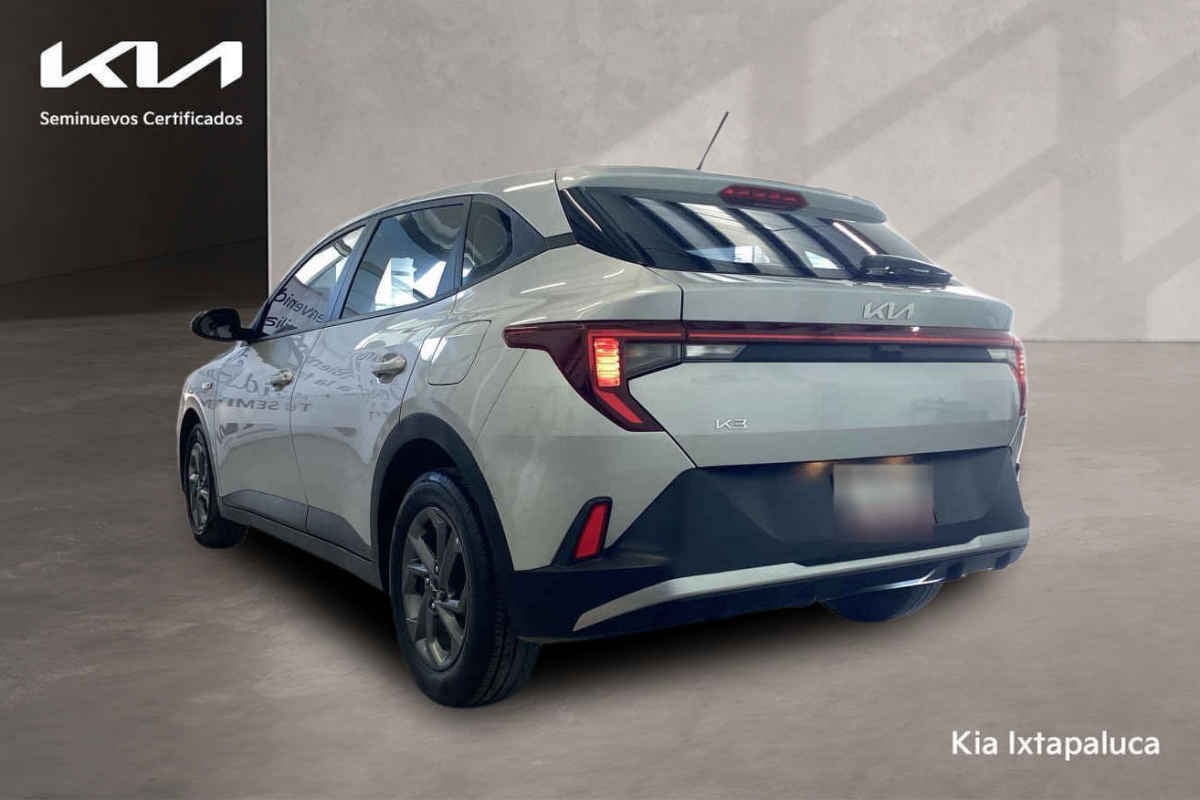 2024 Kia K3 4p LX L4/1.6 Man