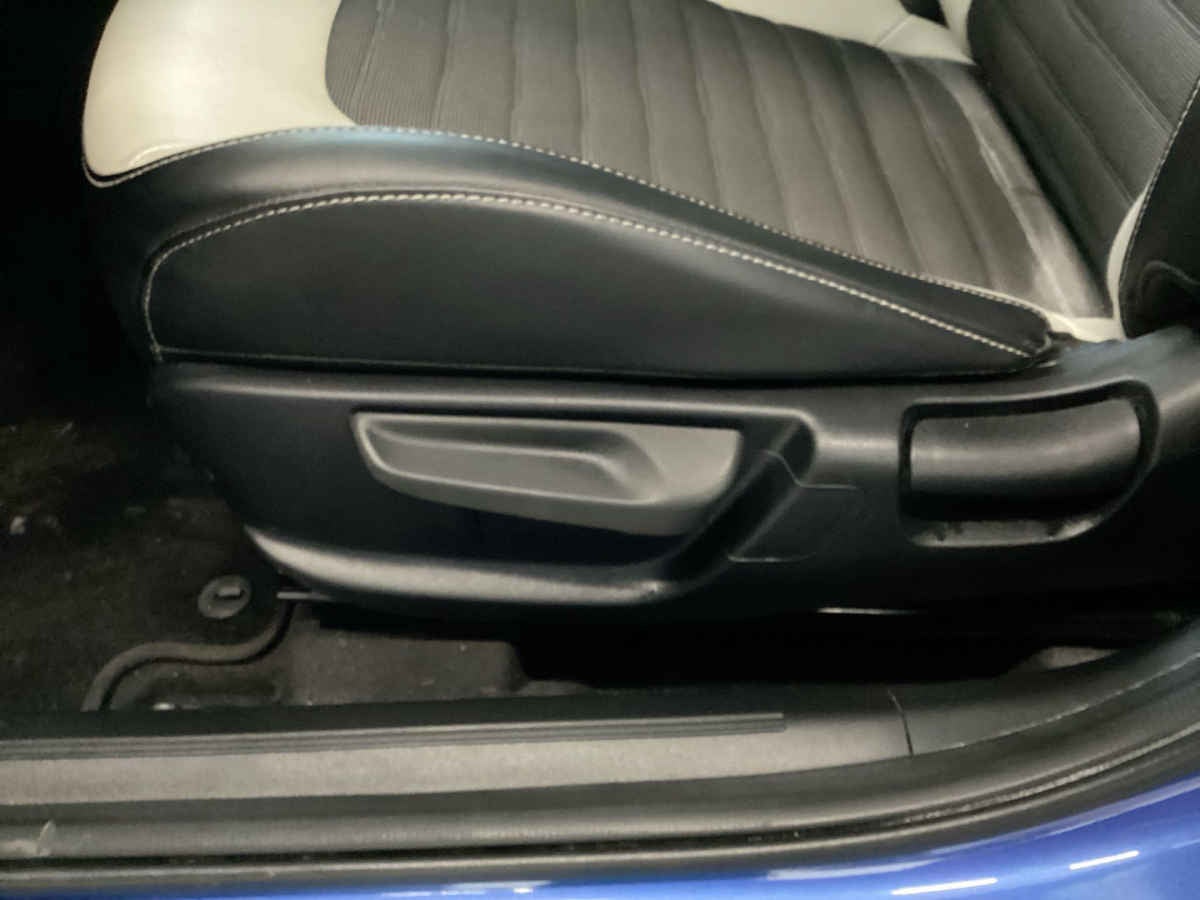 2024 Kia K3 4p GT Line L4/2.0 Aut