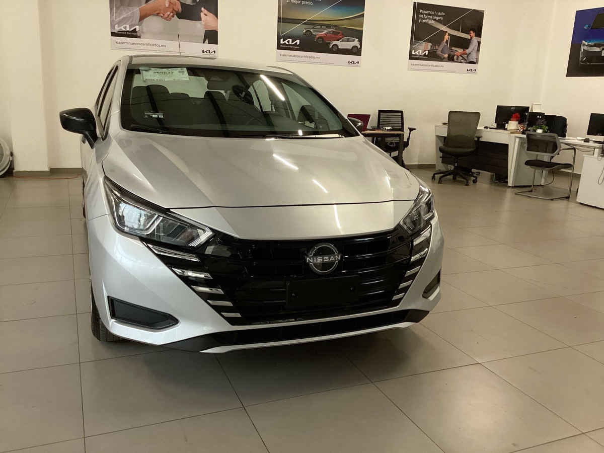 2025 Nissan Versa 4p Sense L4/1.6 Aut