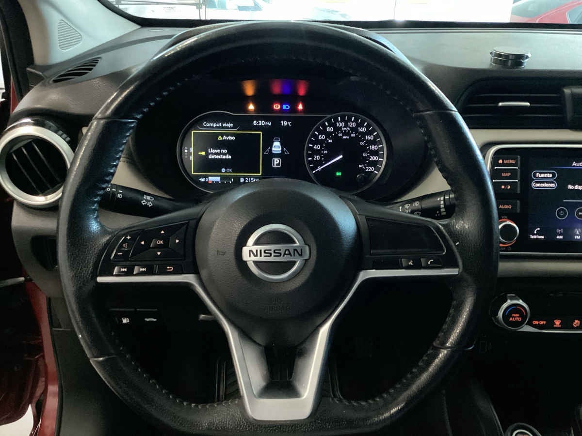 2020 Nissan Versa 4p Platinum L4/1.6 Aut
