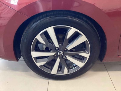 2020 Nissan Versa 4p Platinum L4/1.6 Aut