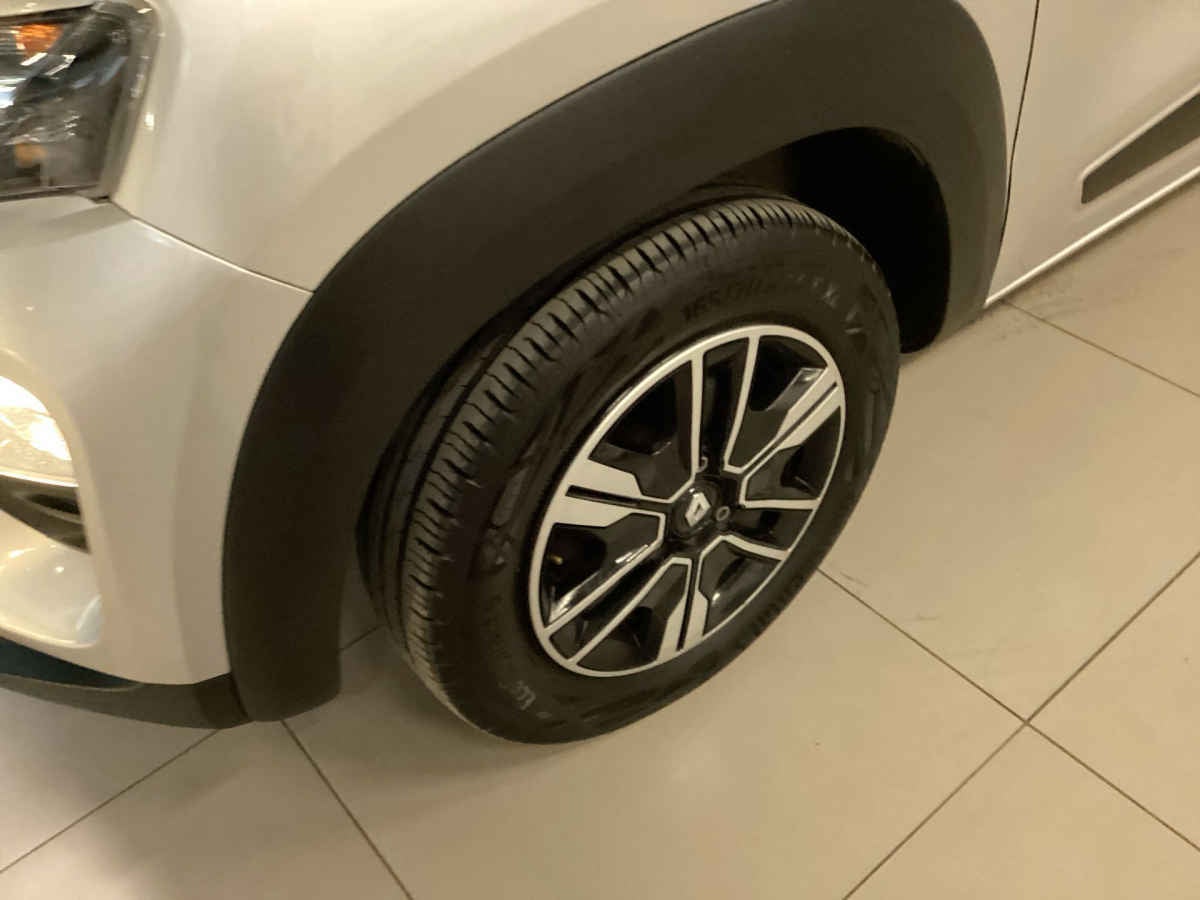 2025 Renault Kwid 5p Iconic L3/1.0 Man