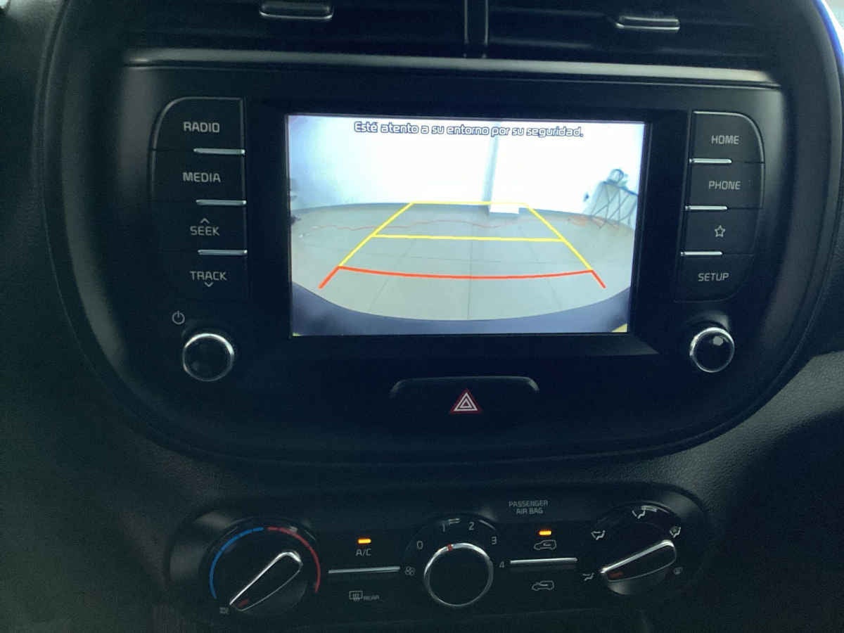 2020 Kia Soul 5p LX 1.6l 121 HP TM6 RA-16"