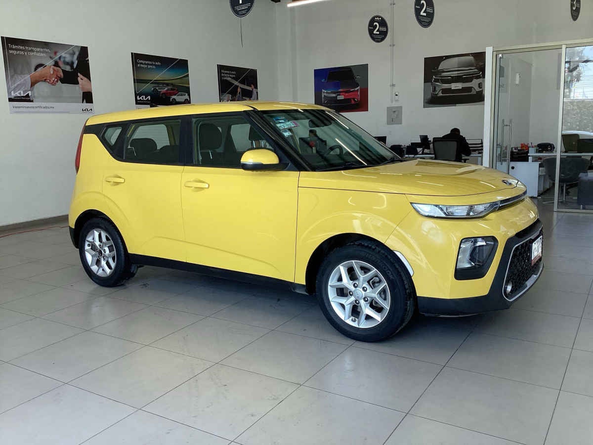 2020 Kia Soul 5p LX 1.6l 121 HP TM6 RA-16"
