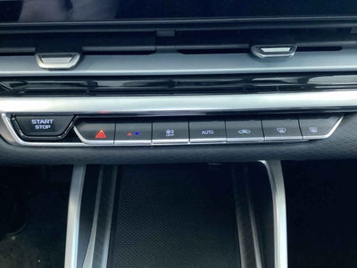 2026 Geely EMGRANG 5p GF L4/1.5/T Aut