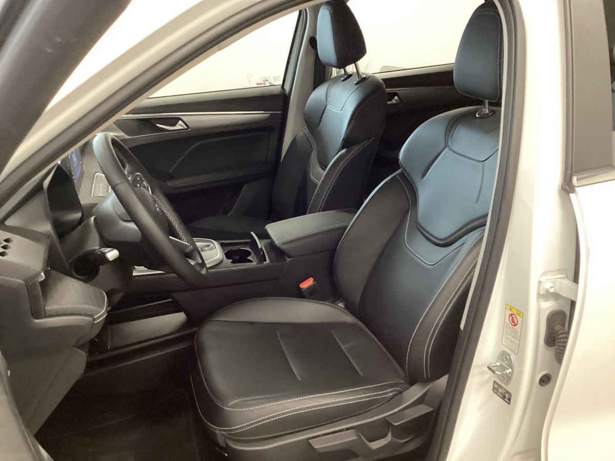 2025 HAVAL Jolion 5p Premium HEV L4/1.5/T Aut 1.67 kwh