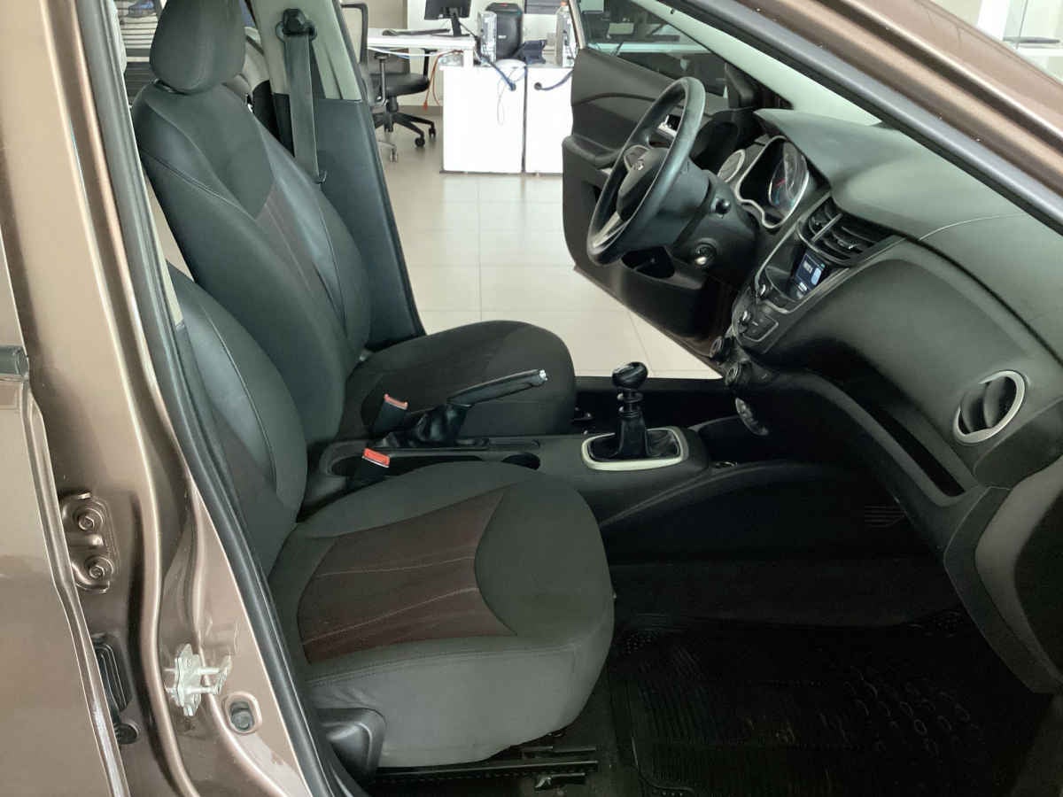 2020 Chevrolet Aveo 4p LTZ L4/1.5 Man (E)