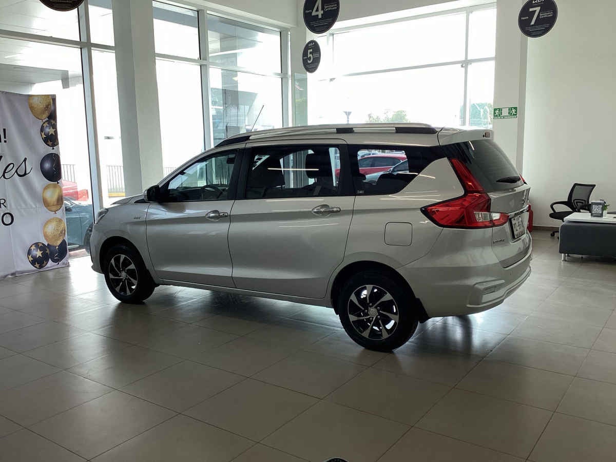 2022 Suzuki ERTIGA GLX