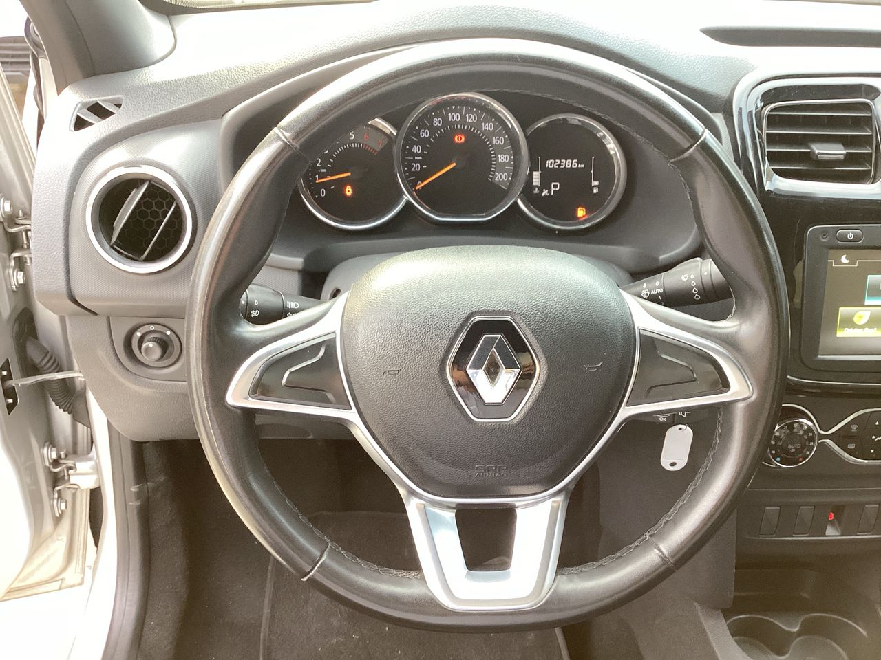 2023 Renault Logan 1.6 Intens At
