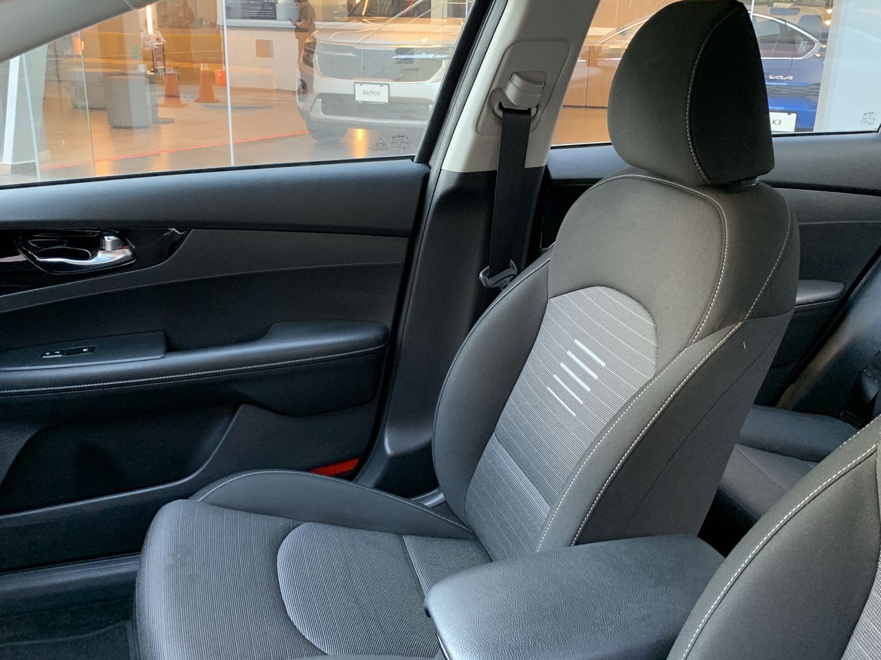 2021 Kia FORTE SEDAN 4p EX L4/2.0 Aut