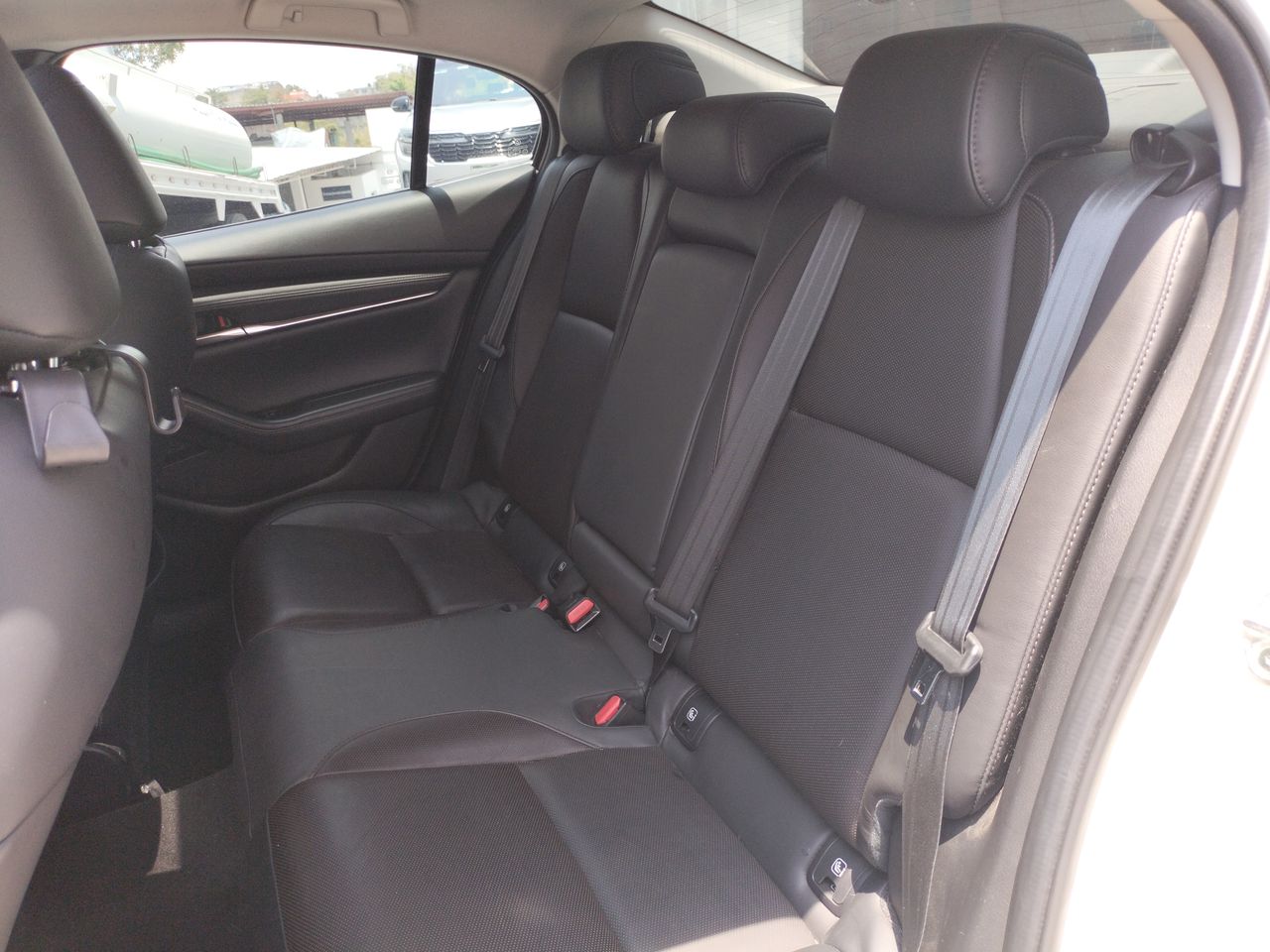 2024 Mazda Mazda 3 4p Sedan Signature L4/2.5/T Aut