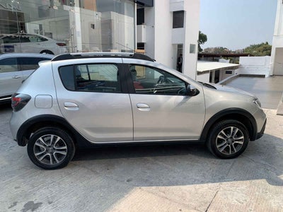 2023 Renault Stepway 5p Intens L4/1.6 Aut