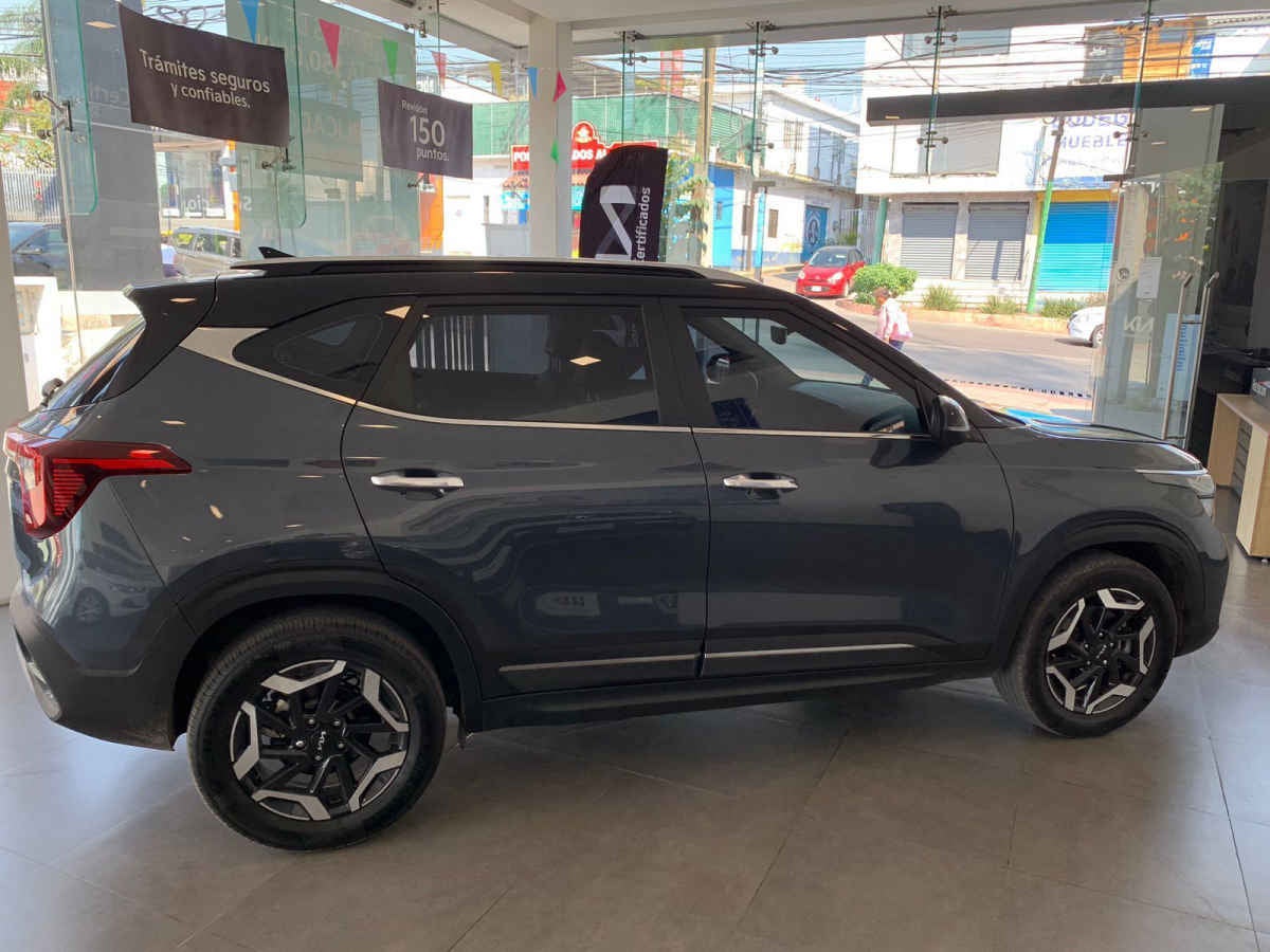 2024 Kia SELTOS 5p SXL L4/1.4/T Aut