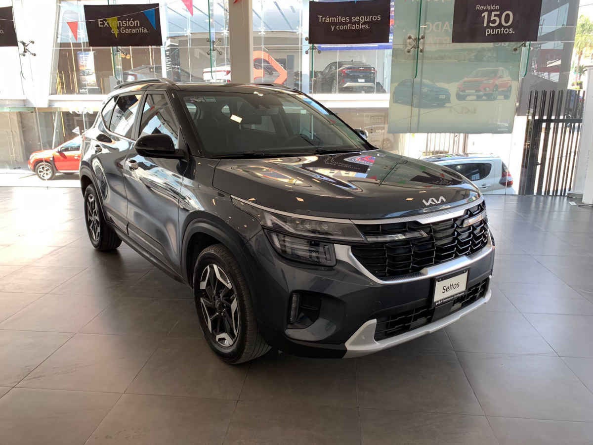 2024 Kia SELTOS 5p SXL L4/1.4/T Aut