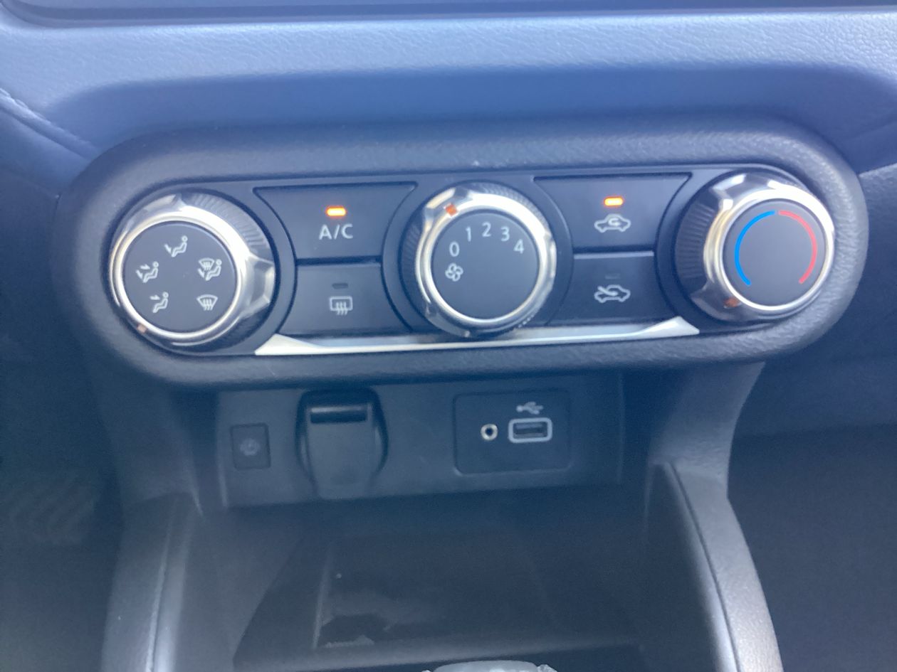 2025 Nissan Versa 1.6 Advance At