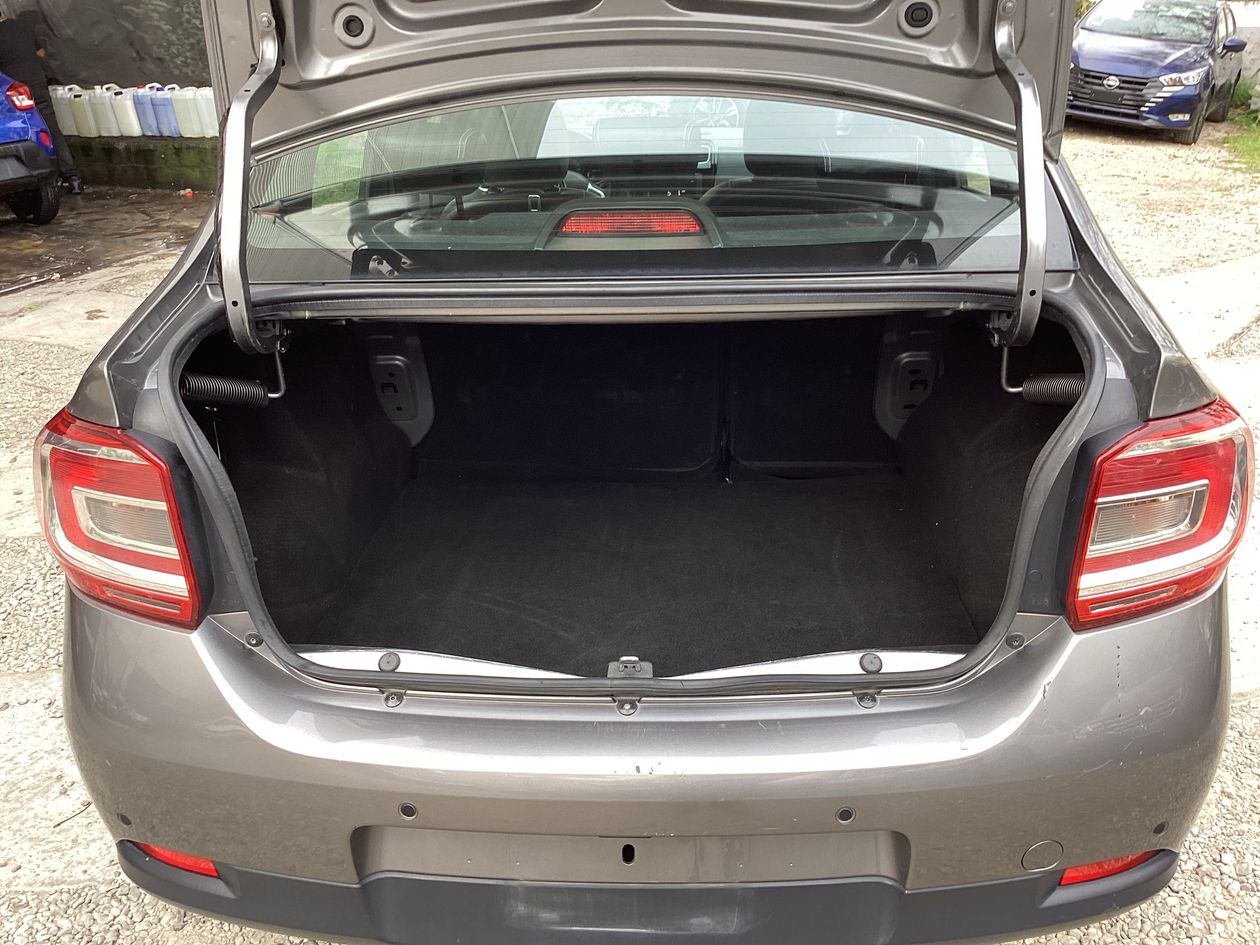 2024 Renault Logan 1.6 Intens At