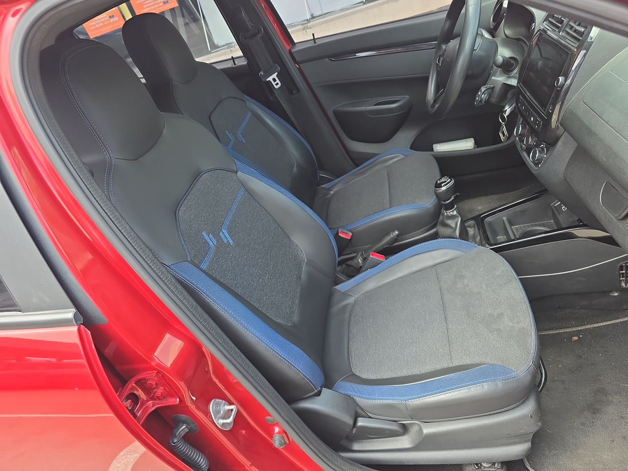 2024 Renault Kwid 1.0 Iconic Mt