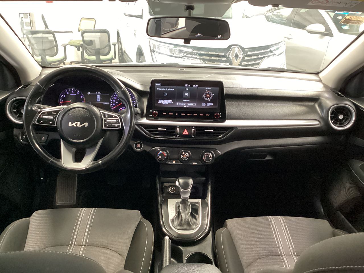 2022 Kia Forte 2.0 EX At