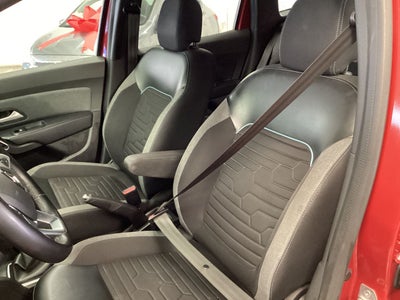 2023 Renault Duster 1.3 Iconic At