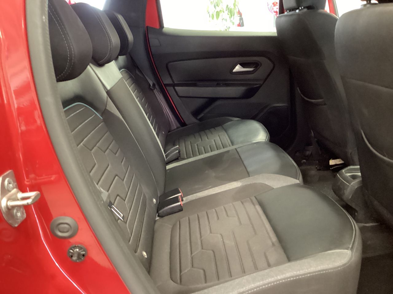 2023 Renault Duster 1.3 Iconic At