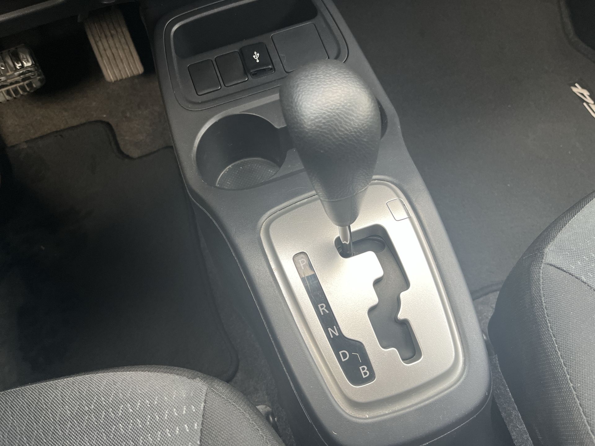 2024 Mitsubishi Mirage 1.2 Glx At