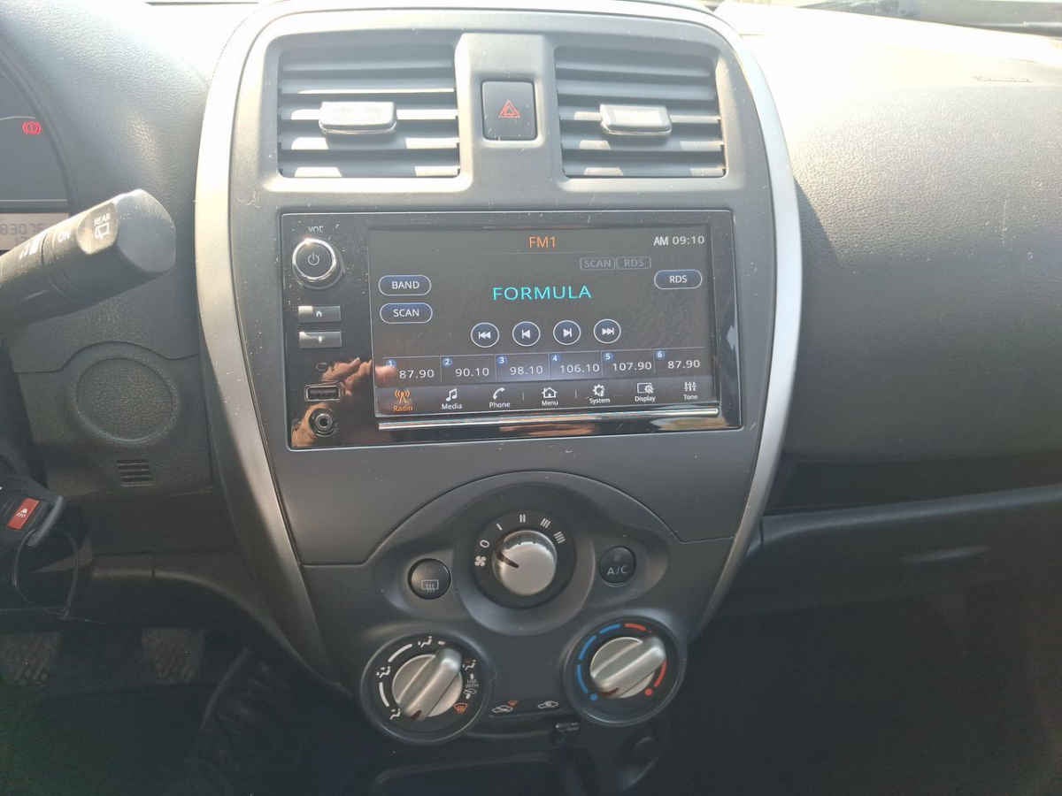 2020 Nissan March 5p Advance L4/1.6 Man