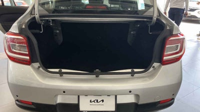 2024 Renault Logan 4p Intens L4/1.6 Aut